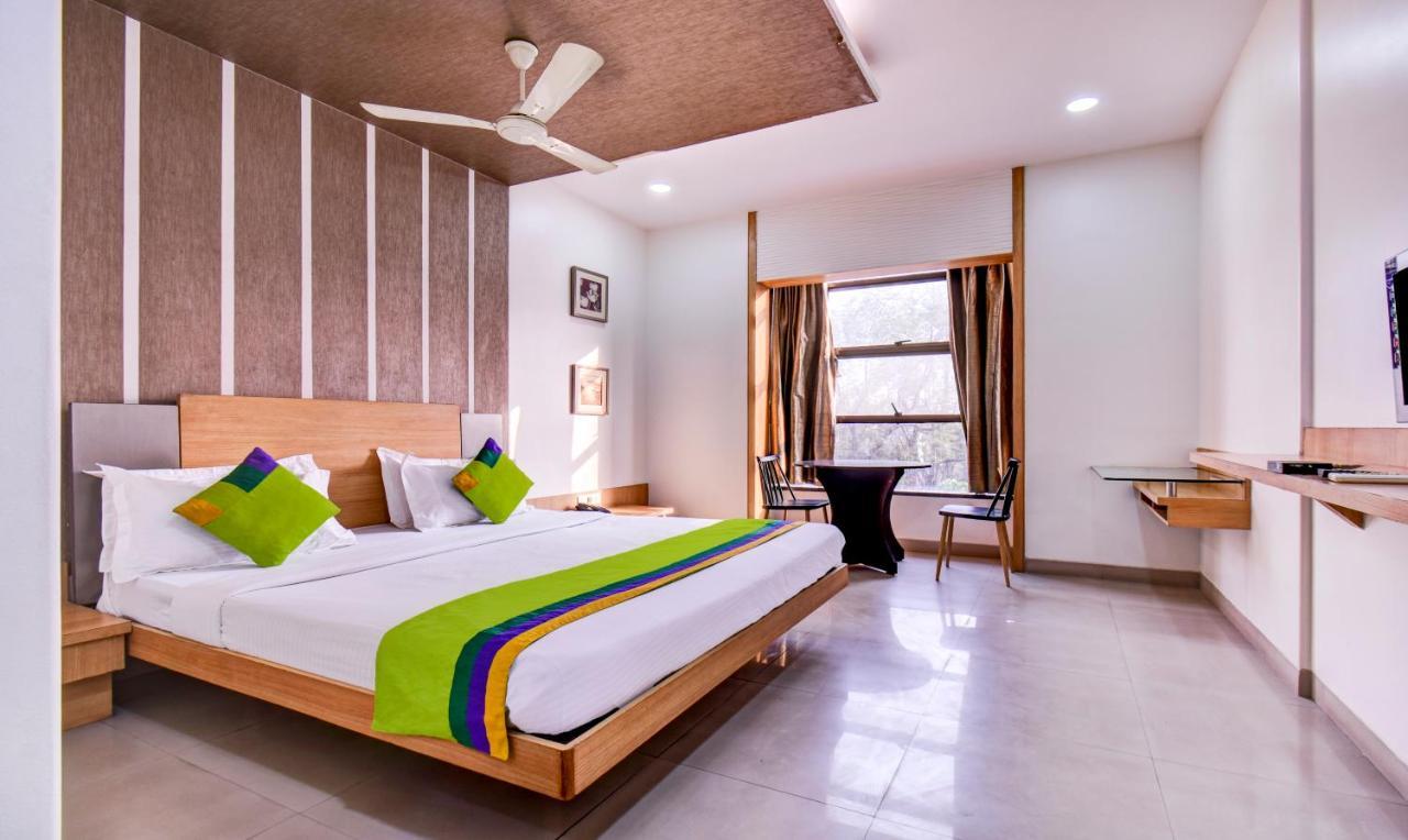 Treebo Admiral Suites New Usmanpura Aurangábád Exteriér fotografie