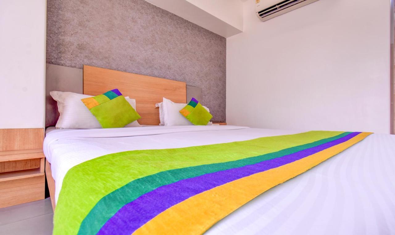 Treebo Admiral Suites New Usmanpura Aurangábád Exteriér fotografie