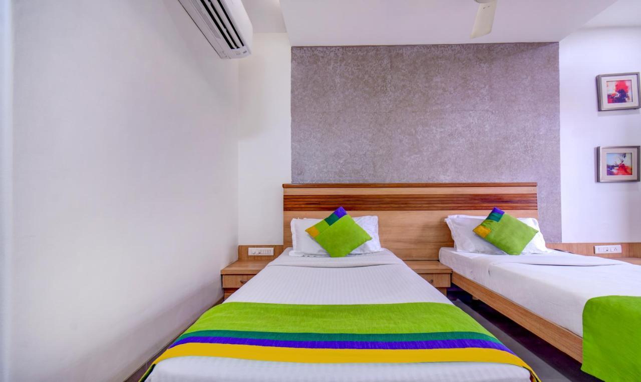 Treebo Admiral Suites New Usmanpura Aurangábád Exteriér fotografie