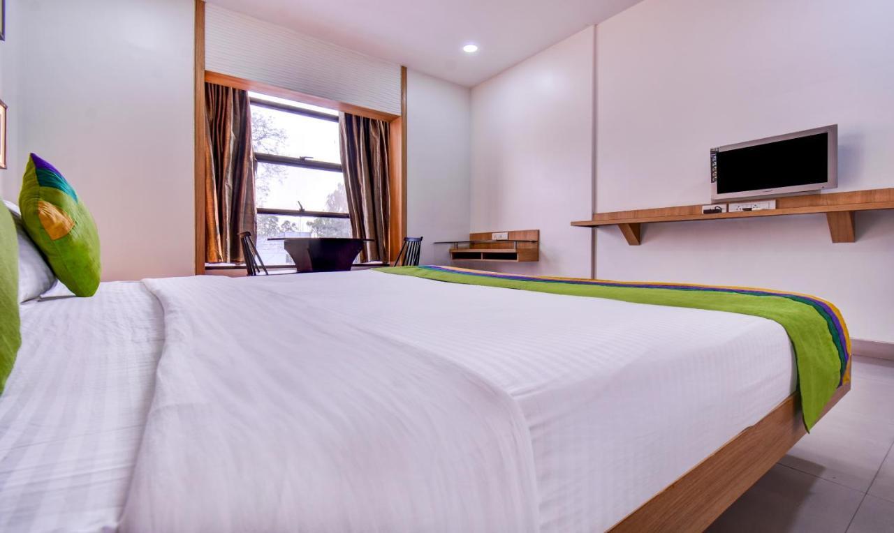 Treebo Admiral Suites New Usmanpura Aurangábád Exteriér fotografie