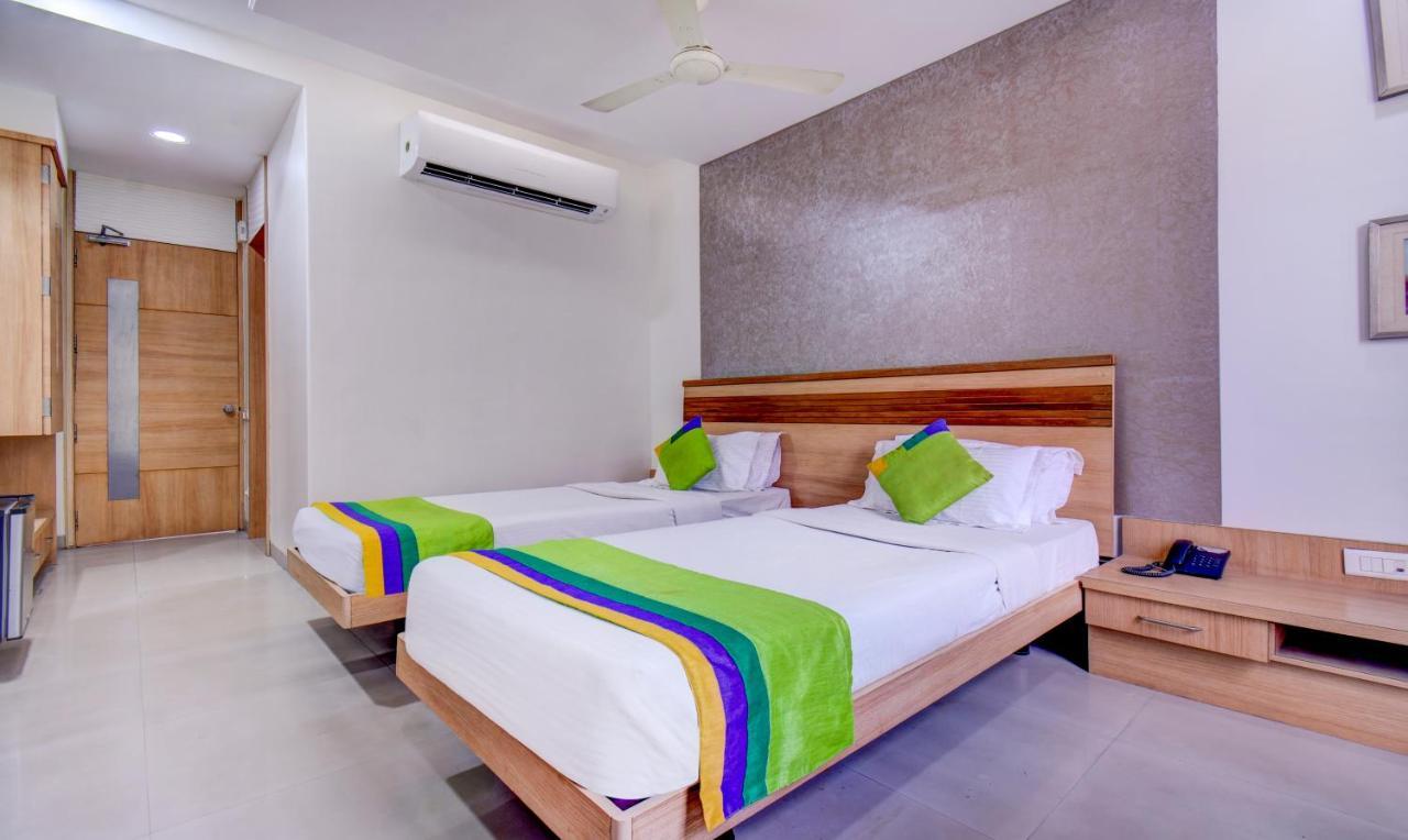 Treebo Admiral Suites New Usmanpura Aurangábád Exteriér fotografie