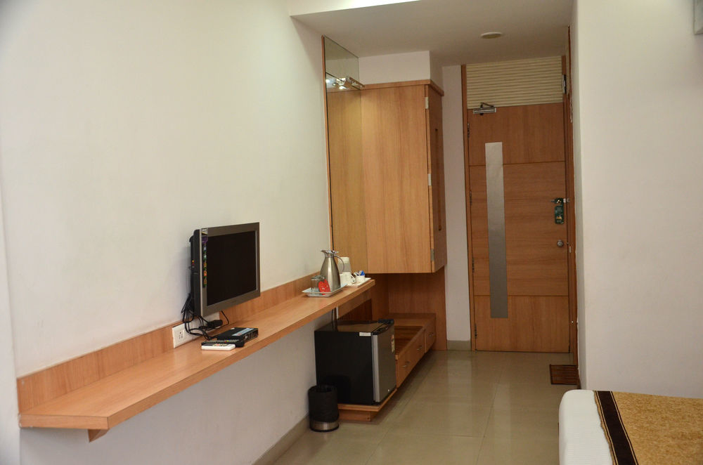 Treebo Admiral Suites New Usmanpura Aurangábád Exteriér fotografie