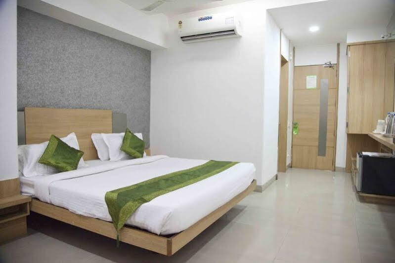 Treebo Admiral Suites New Usmanpura Aurangábád Exteriér fotografie