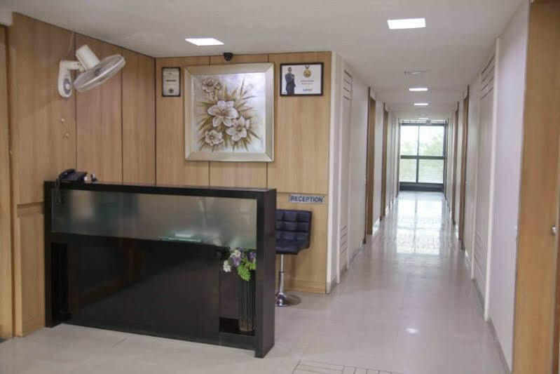 Treebo Admiral Suites New Usmanpura Aurangábád Exteriér fotografie